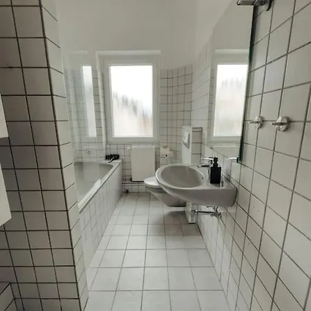 Geraeumige 3-schlafzimmer-wohnung In Nahe Uni * Koblenz (Rhineland-Palatinate)